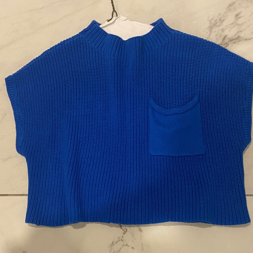 Vibrant Blue Women's Crew Neck Sweater Sleeveless